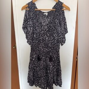 American Eagle Outfitters Gray Summer Dress; Size Small; knee length boho dress